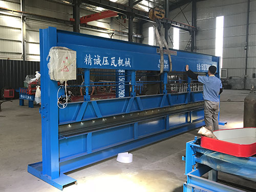 六米折2.0厚折彎機
