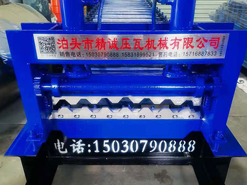 墻板橫掛750壓瓦機